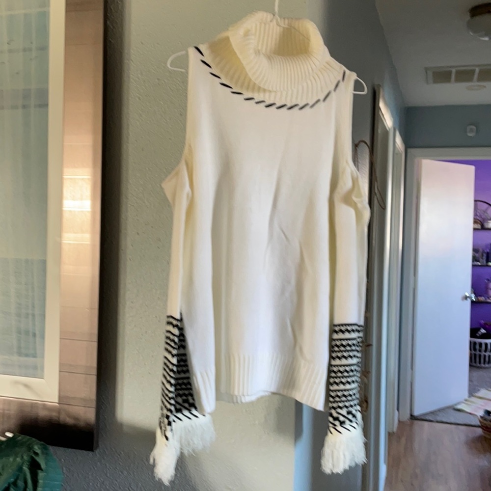 VENUS Top Worn Once